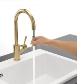 Villeroy & Boch Umbrella - Miscelatore Da Lavello Con Bocca Di Erogazione Estraibile, Color Oro 92540003 -Staub in Italia 77ff0abe4722ca9d08922282